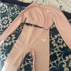 Women’s Best Set - Long Sleeve Crop Top and Leggings